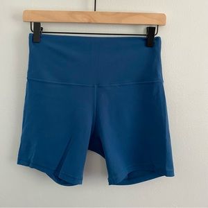 Lululemon Align Short 6” Size 8 Blue Borealis